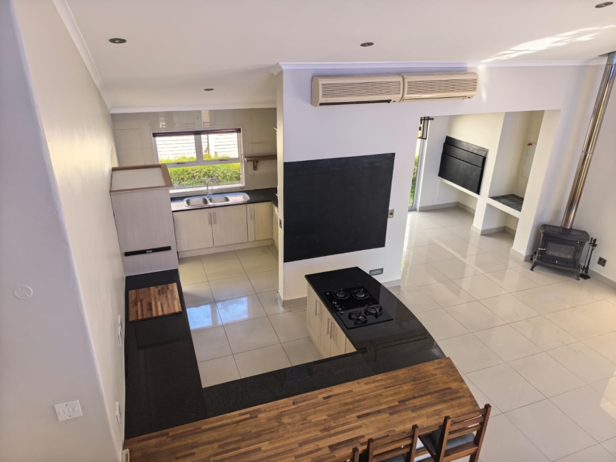 To Let 4 Bedroom Property for Rent in Steynsrust Western Cape